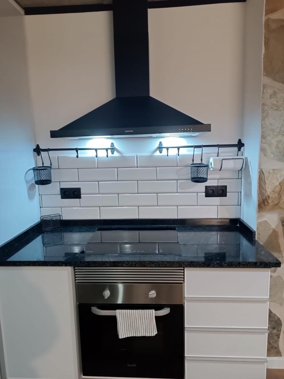 Kings B&B Eiras Canico  Bagian luar foto